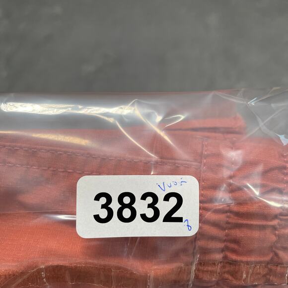 Vuori Vintage Ripstop Shorts Medium Pull On Casual Athleisure Drawstring Raw Hem - Picture 9 of 9